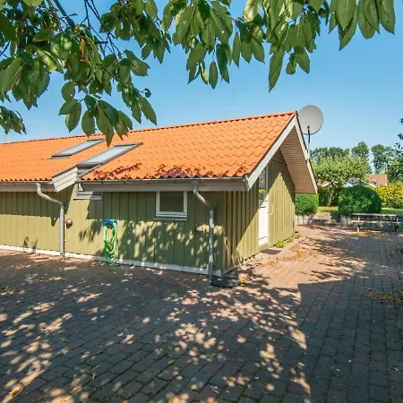 One-bedroom Holiday In بيت للعطل Hejls
